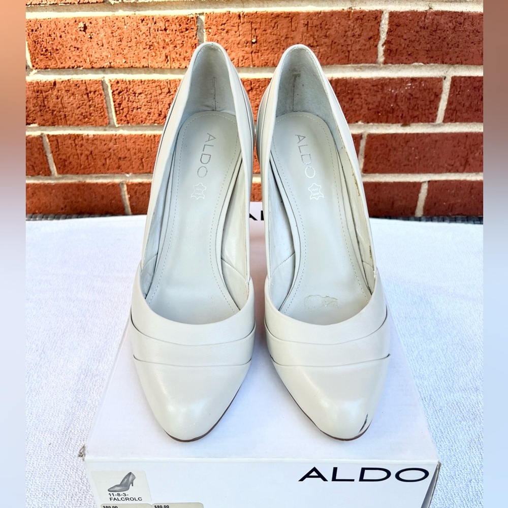 Aldo ivory leather pumps, size 41